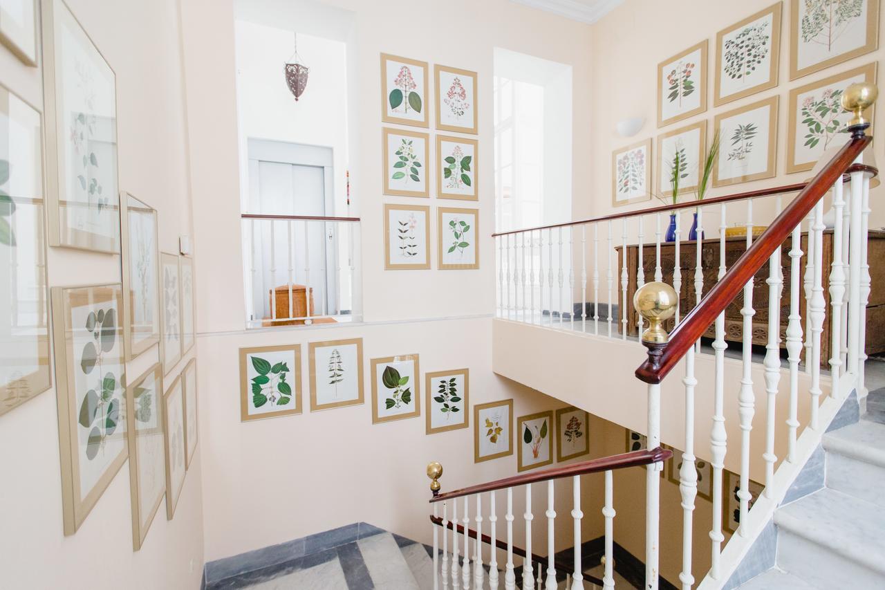Apartamentos La Botanica, Cadiz Bagian luar foto